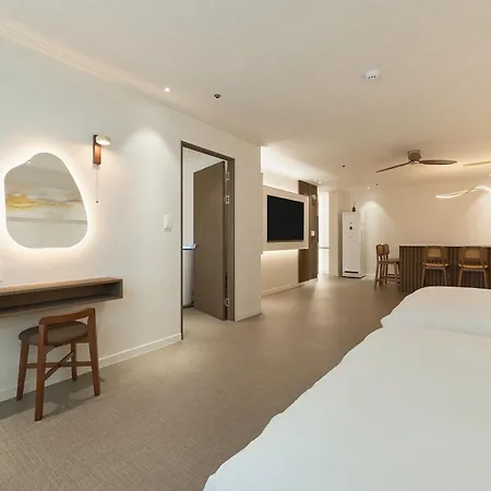 Willowhouse Hongdae Premium Suite