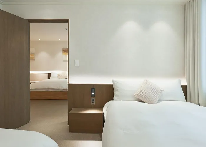 Willowhouse Hongdae 3*